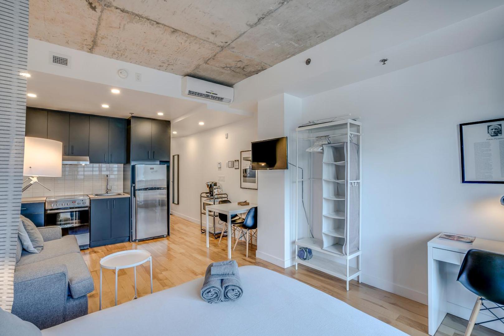 Le Studio Picasso "Parking Inclus" Квебек Экстерьер фото